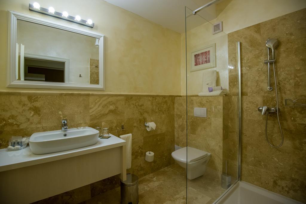 Pensiunea Holiday Villa Braşov Exterior foto